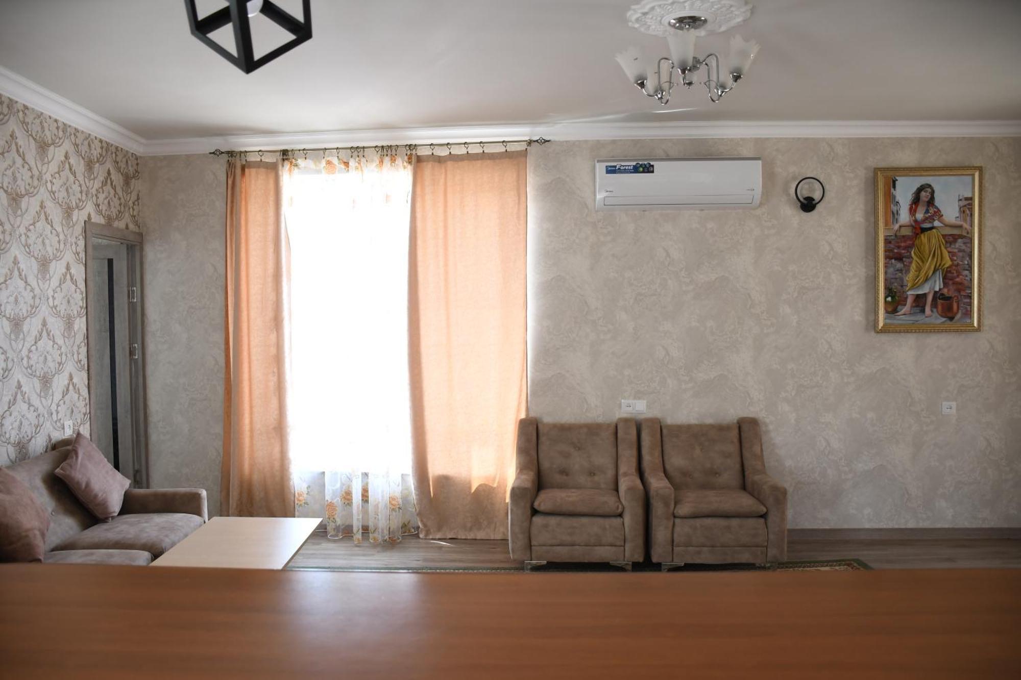 Armani Guest House Martuni Dış mekan fotoğraf